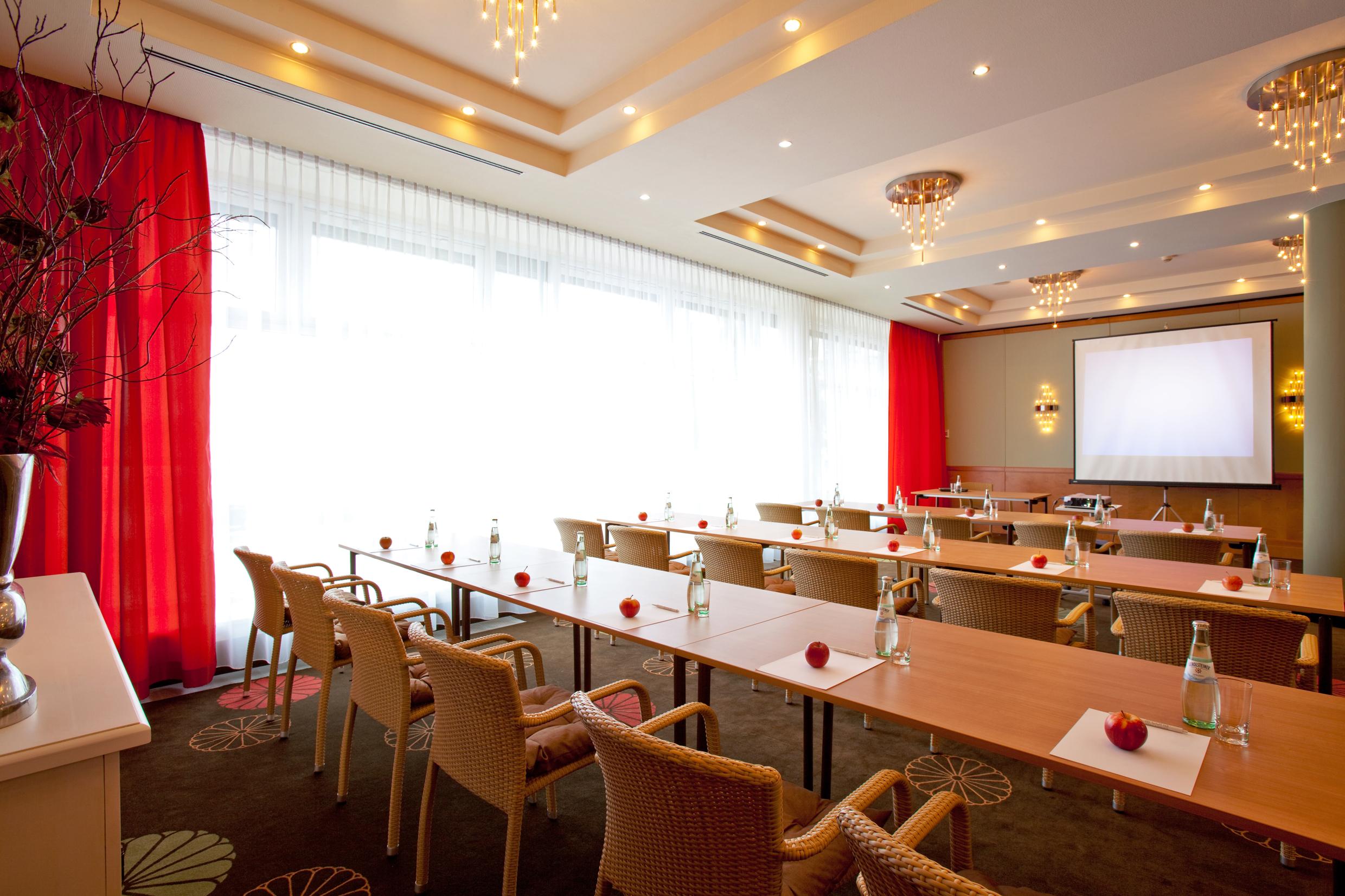 Vienna House By Wyndham Baltic Stralsund Hotel Bagian luar foto