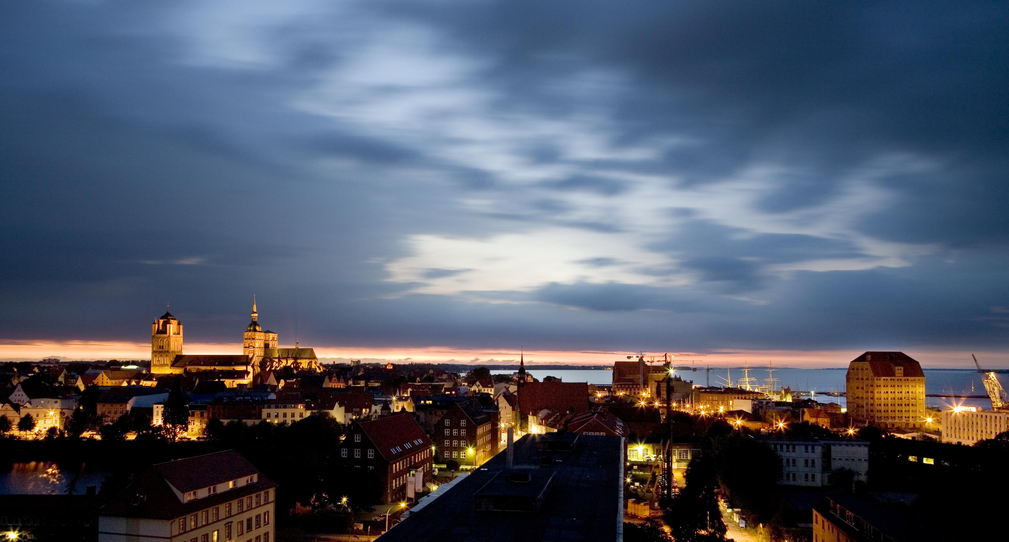 Vienna House By Wyndham Baltic Stralsund Hotel Bagian luar foto