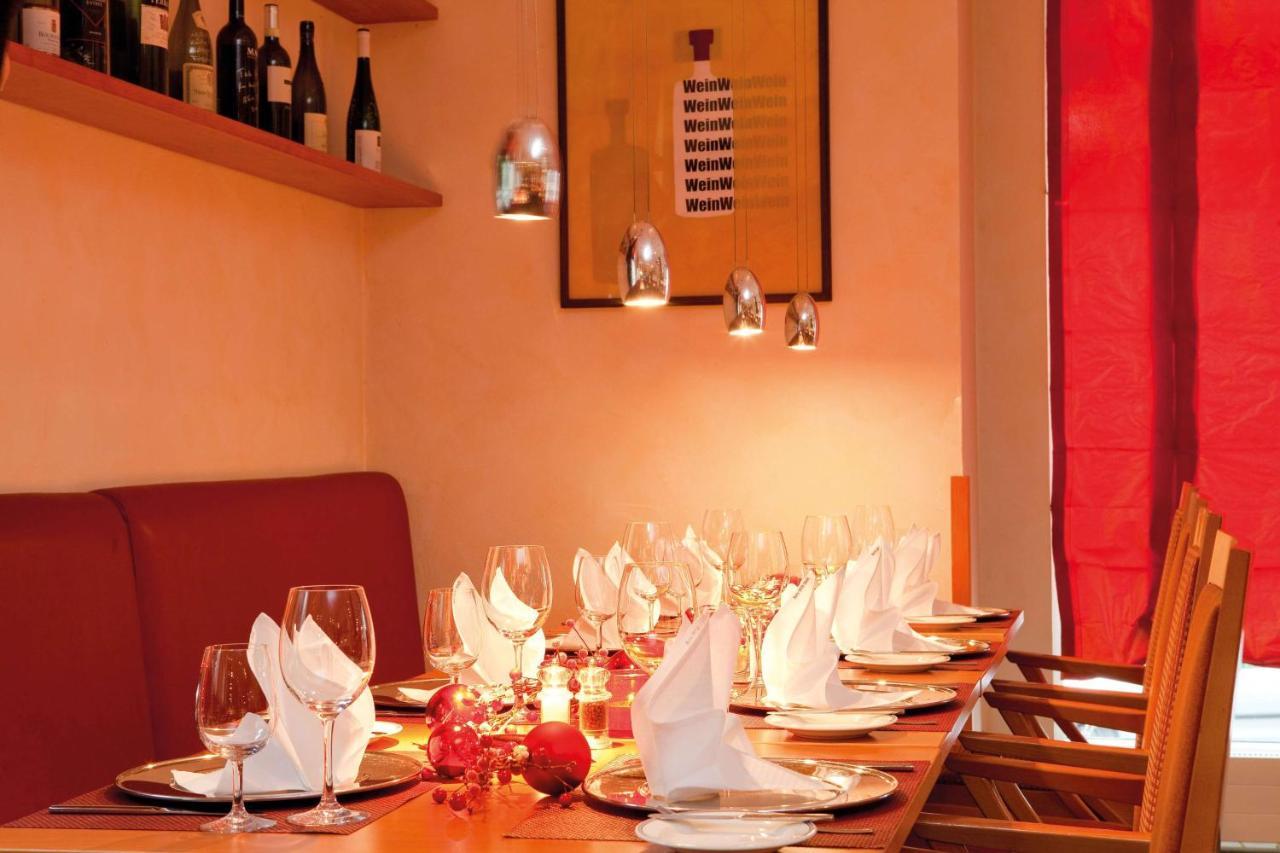 Vienna House By Wyndham Baltic Stralsund Hotel Bagian luar foto
