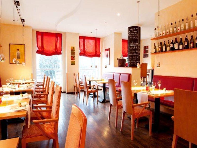 Vienna House By Wyndham Baltic Stralsund Hotel Bagian luar foto