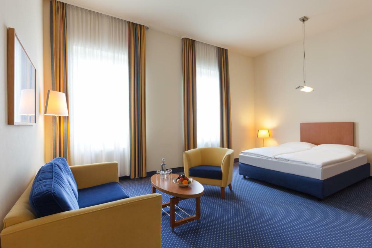 Vienna House By Wyndham Baltic Stralsund Hotel Bagian luar foto